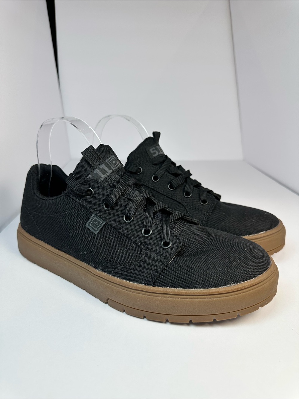 5.11 Tactical Men's Foley Low Sneaker Black with gum sole Size 10